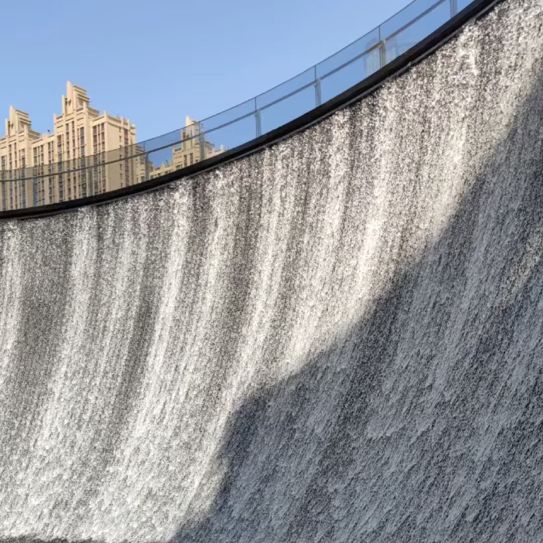 Landscape water curtain wall design